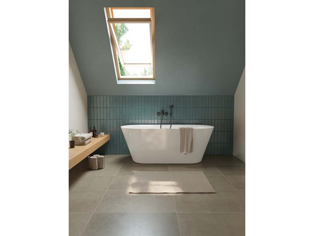 Vane Mio H240712...0001 Jika